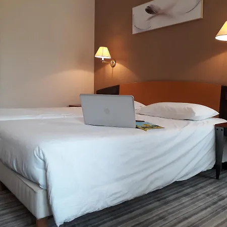 Logis Le Relais De Fusies 3* Lacaune