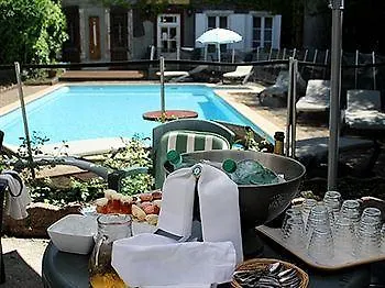 Logis Le Relais De Fusies Hotel Lacaune