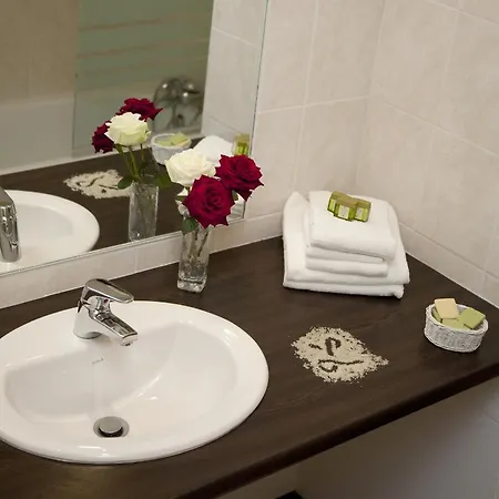 Logis Le Relais De Fusies Otel
